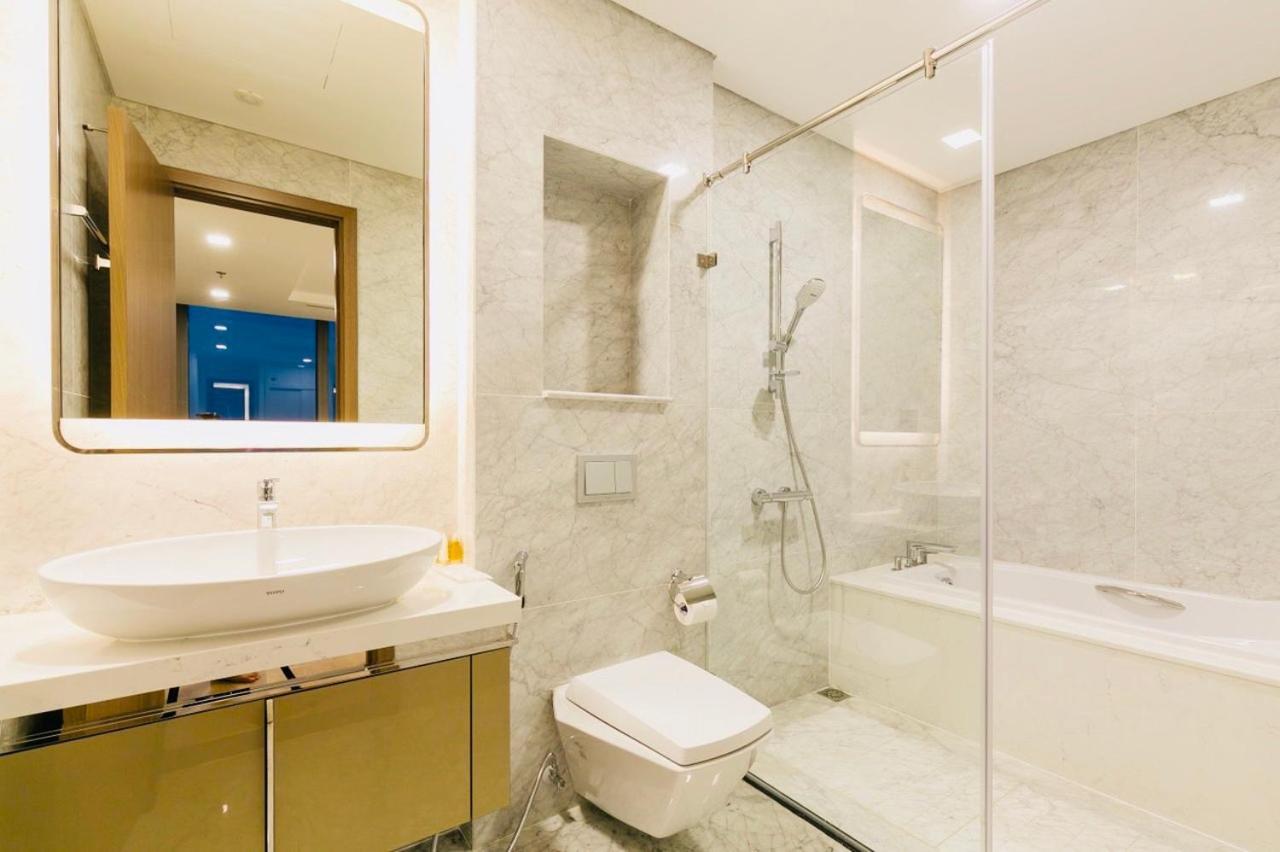 Landmark 81 Luxury Condotel Хошимин Экстерьер фото